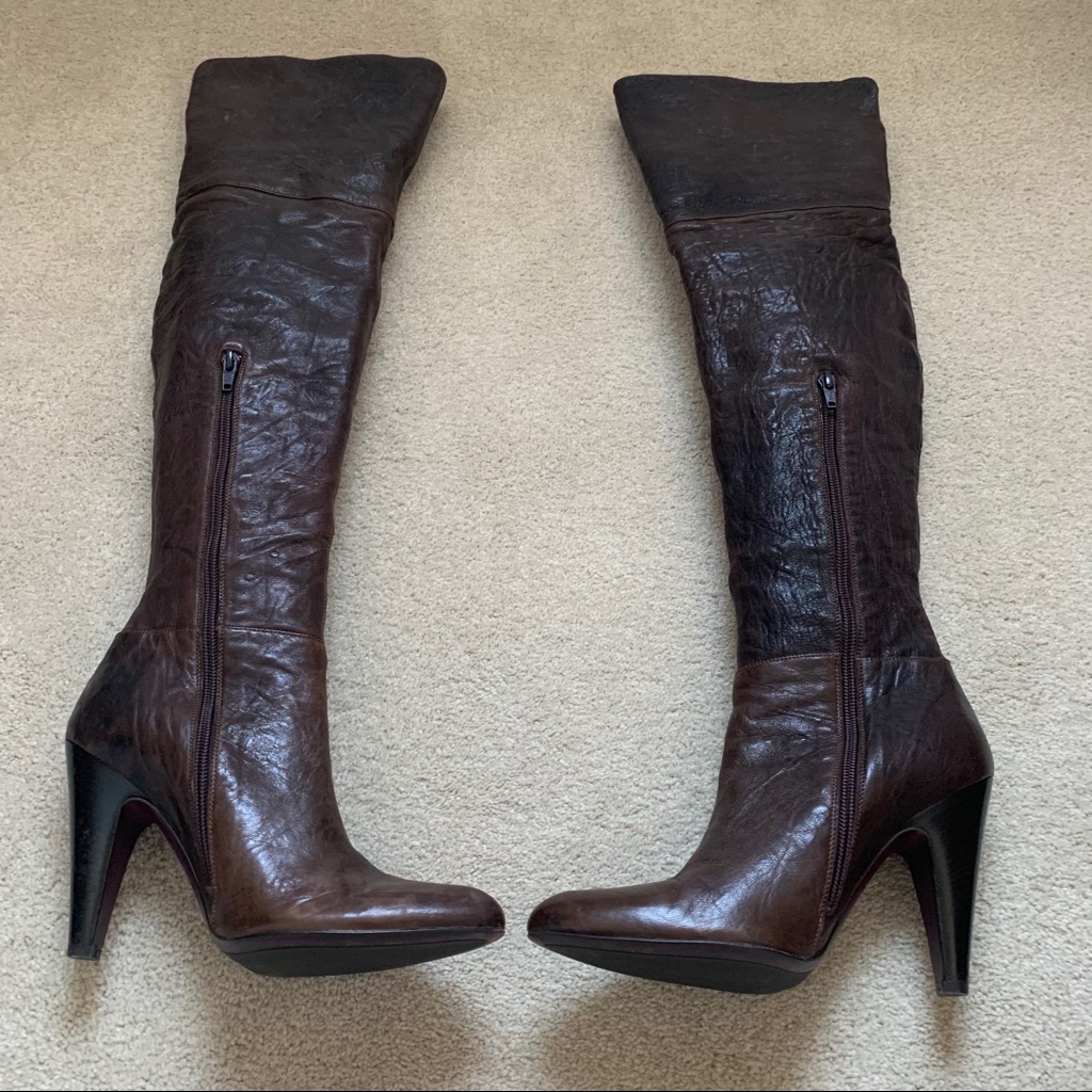 Bcbgmaxazria Ma-Ilke Distressed Capra Boots 8b